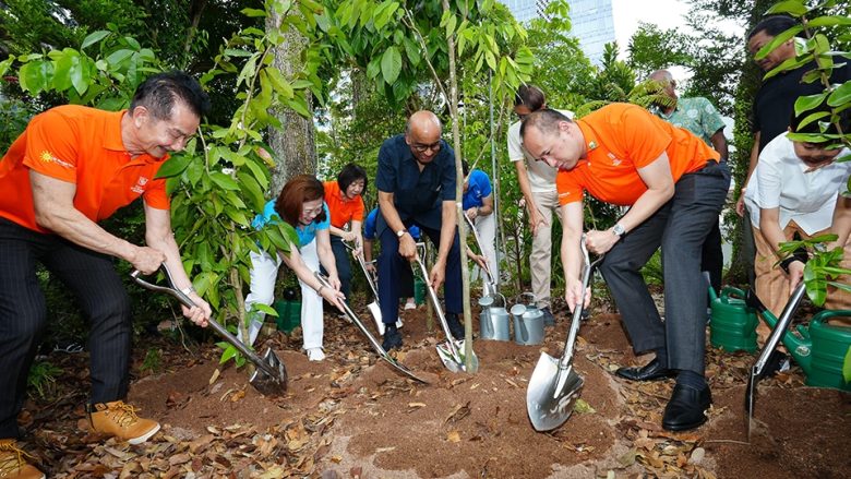 Tree-Planting-Ceremony_EcoTrain-Opening_Press-Release_Desktop.jpg