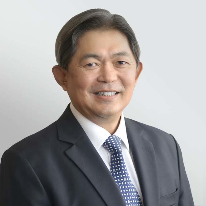 WEB-thumbnai-666x666-Philip-Lee-latest.jpg